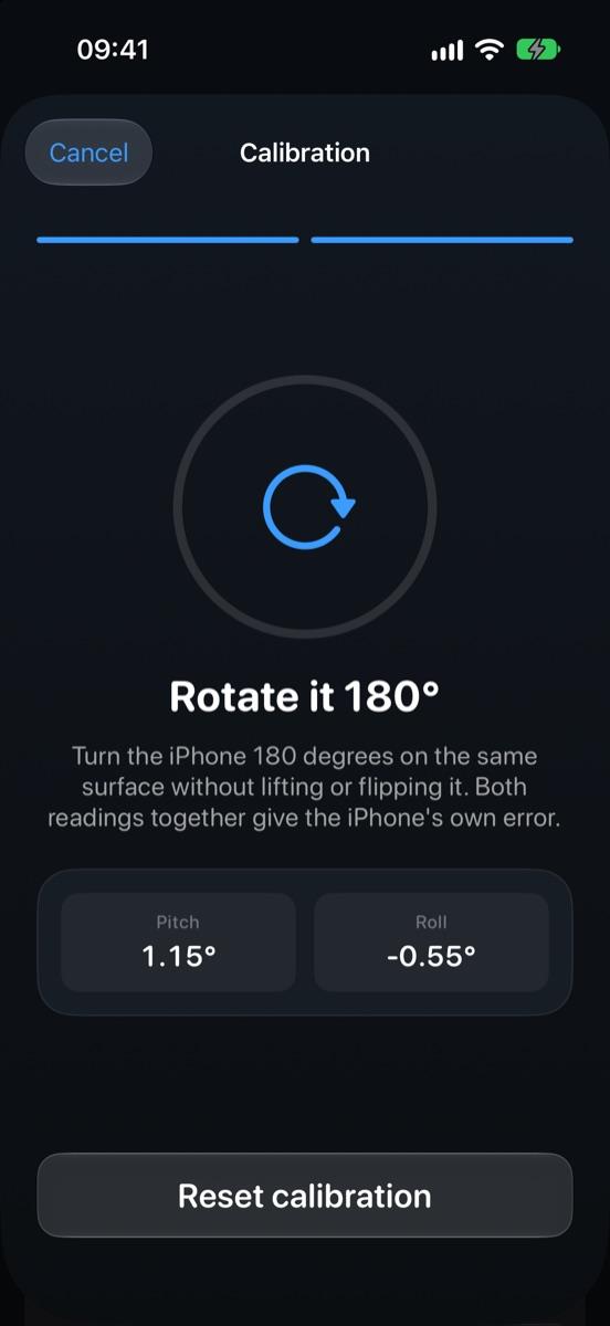 The calibration screen with the two samples the app takes by itself as soon as the device rests still.